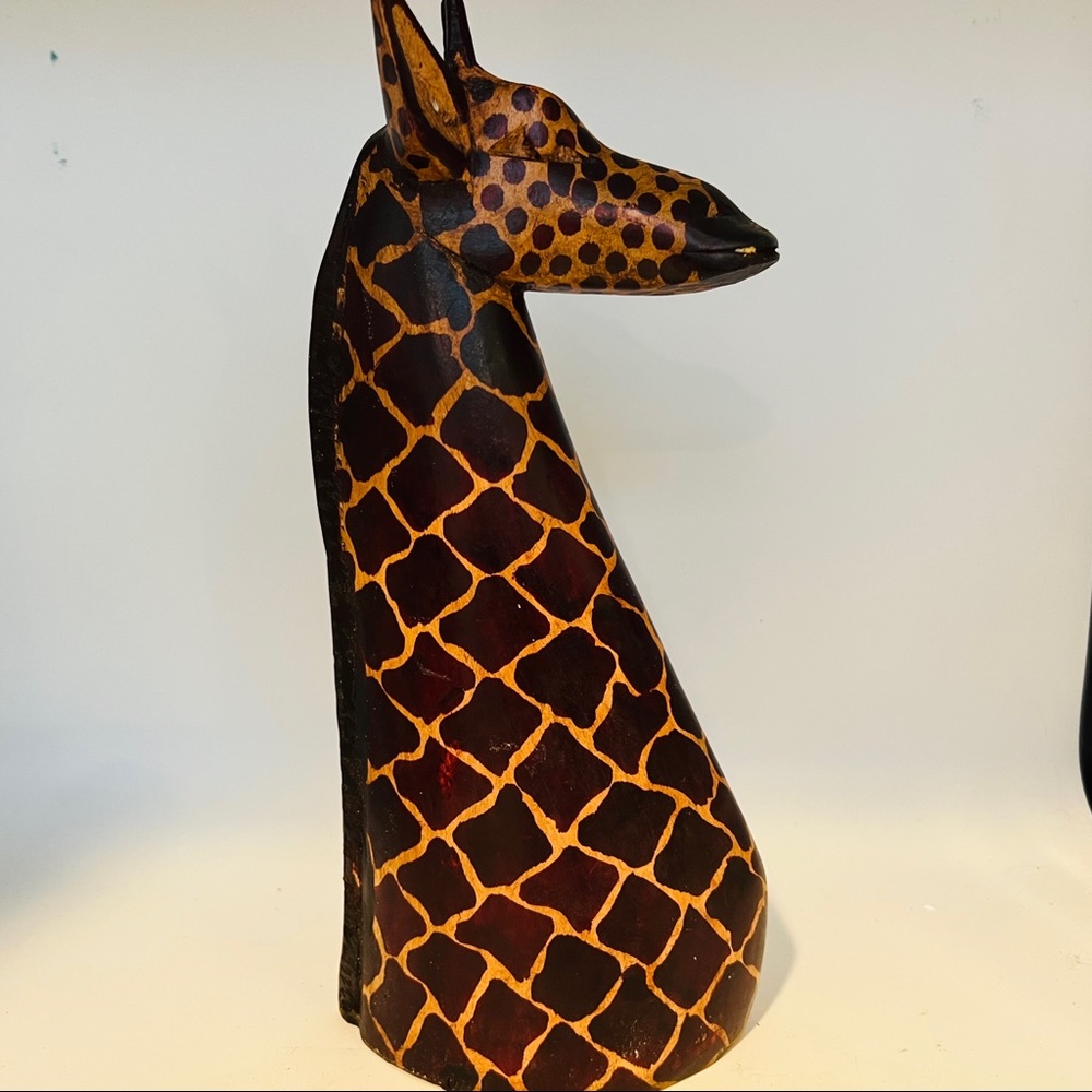 Besmo Product. Hand carved Giraffe neck and Head   12” tall